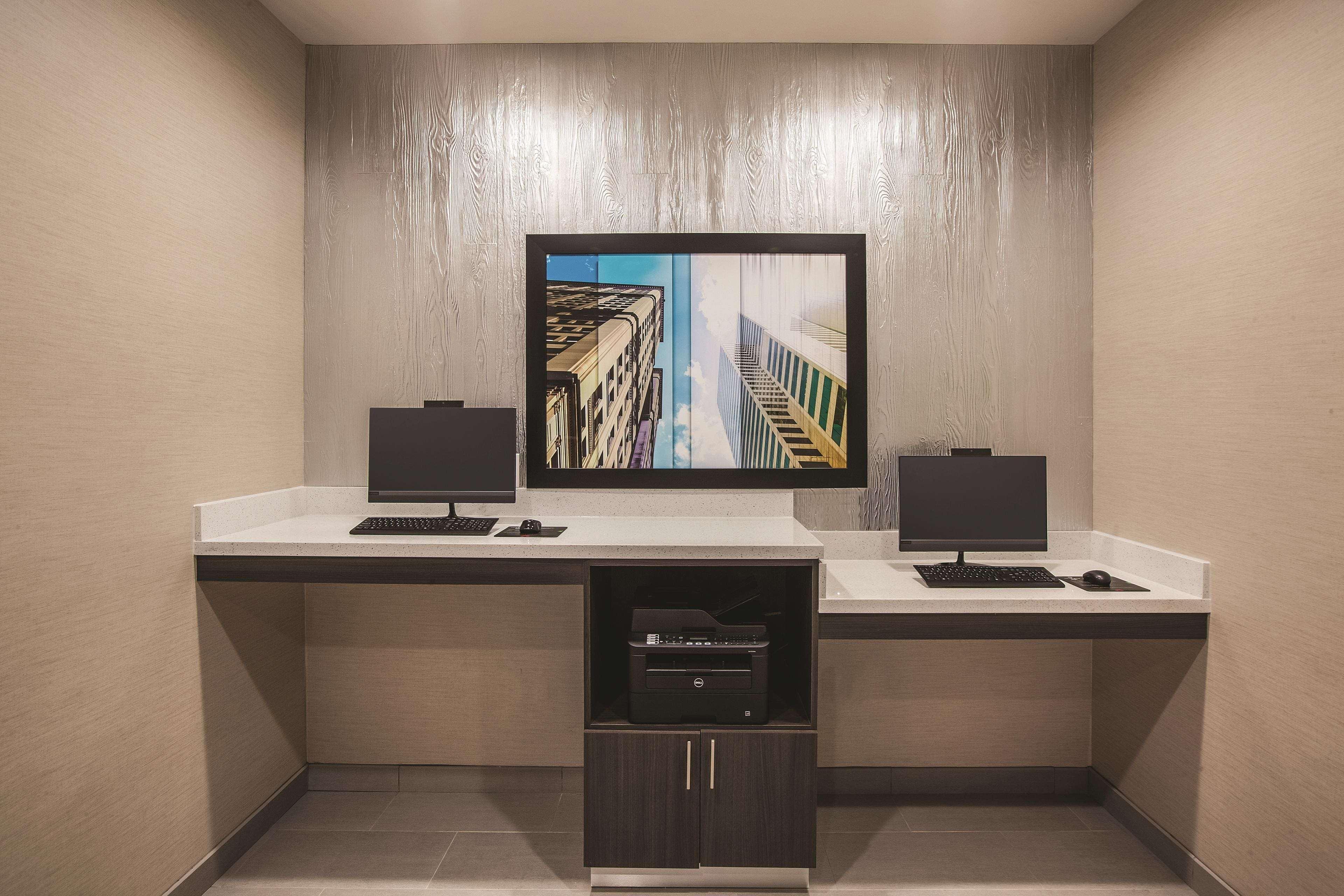 La Quinta By Wyndham Dallas Northeast-Arboretum Гарленд Экстерьер фото